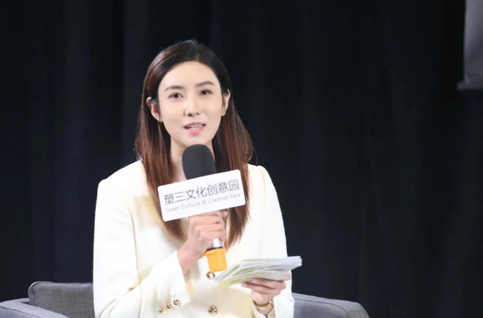 現(xiàn)場(chǎng)|“重塑過(guò)去與未來(lái)”：2024北京國(guó)際設(shè)計(jì)周·塑三文化創(chuàng)意園·一起重塑影像季開(kāi)幕